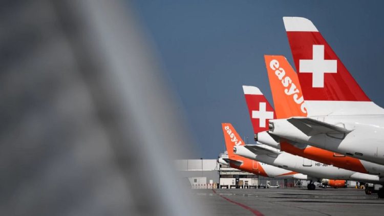 Switzerland closes its airspace after computer malfunction