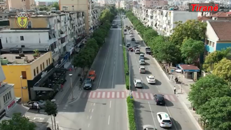 Drivers do not respect the priority of pedestrians on white visas, police publish videos of violations