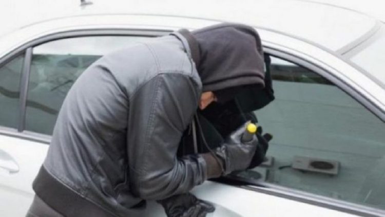 The 24-year-old man was identified and arrested in the act after stealing personal items and a sum of money in a vehicle.