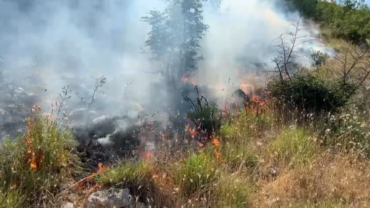 The fire station in Torovicë continues to be active, army forces are expected
