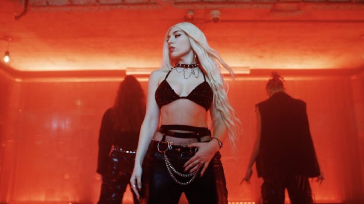 The shooting at the 4th of July concert, Ava Max reacts: We are traumatized!