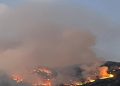 The fire in Çika mountain/ The flames advance towards Dhërmi, the situation remains worrying (Video)