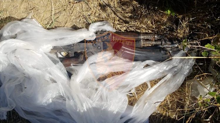 Tirana/ He had hidden the gun near the apartment, the juvenile is being processed at large along with two others