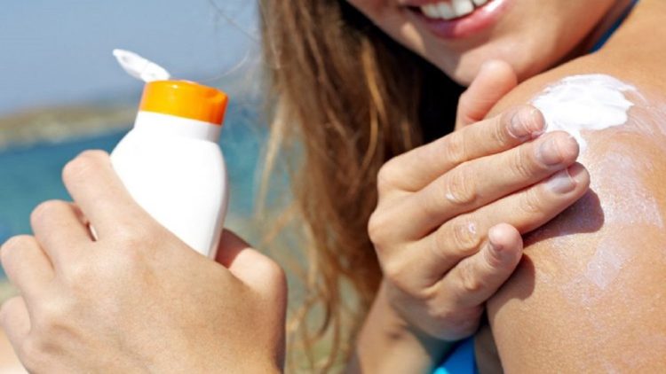 Sunscreen / What are the harmful ingredients and what should you be careful of?