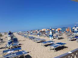 Durrës/ He saves the two minors, but the 19-year-old cannot get out of the sea