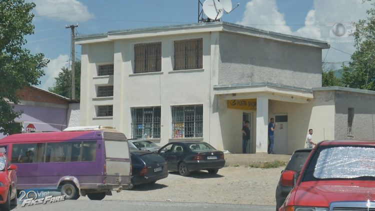 The director of the Dibra post office and the head of the office were denounced by “Fiks Fare”/ Arrested for abuse of office