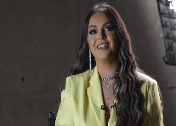 Fifi confesses in “A live Night”: I have had bullying present in my life since I was a child
