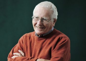 The creator of the Gaia hypothesis, James Lovelock, dies on his 103rd birthday