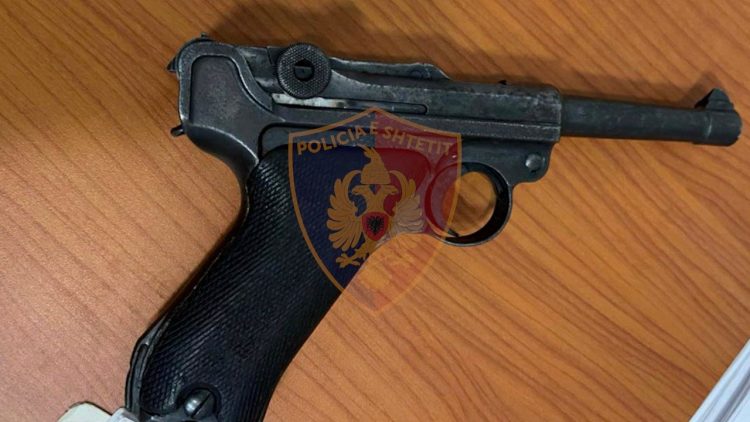 Gunshot wound in Mirdita/ The 21-year-old is arrested, the twin brother is being processed at large (Names)