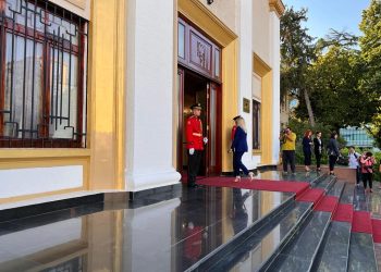 She did not obey Berisha’s “order”, Ina Zhupa tells why she participated in the swearing-in ceremony of President Begaj