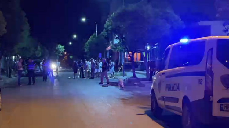 Attack in Milot/ Doubts that the burnt car belongs to the perpetrators, inside there are two Kalashnikovs