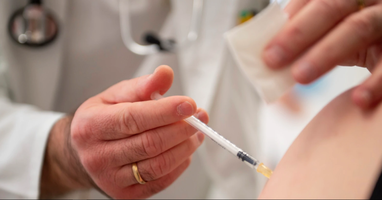 EU calls for second booster dose against COVID-19