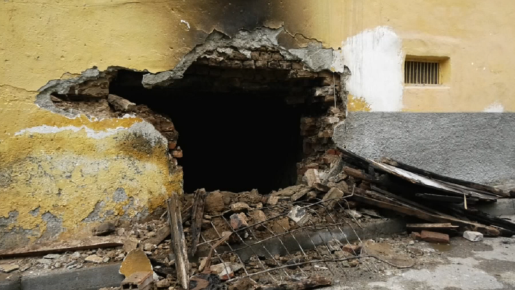 The gas cylinder allegedly caused the fire where the 6-month-old child died, the ground floor and unventilated apartment made it difficult for the firefighters