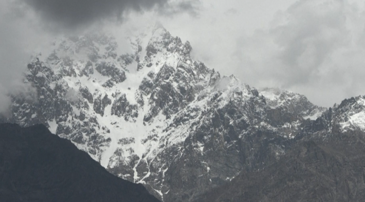 “In the mouth of the dragons”/ The melting of the glaciers threatens the north of Pakistan