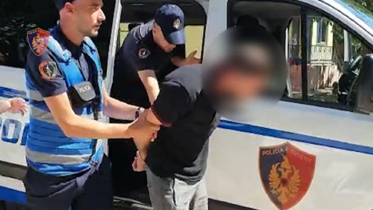 They stole the citizen’s money, two young people are arrested in Peshkopi!  The police found 364,000 ALL