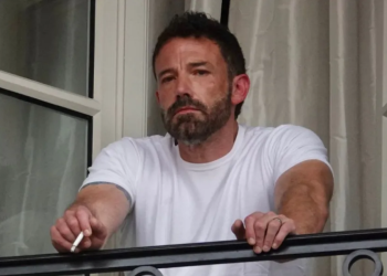 Photos/ Ben Affleck bursts into tears during his honeymoon with Jennifer Lopez