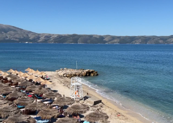 One doctor for 40 thousand vacationers!  In the South Riviera there are few ambulances for 300 thousand vacationers