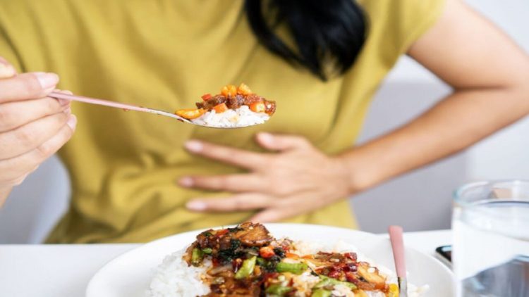 Is standing while eating really harmful?