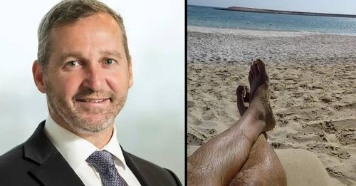 The head of the $68 billion company resigns to ‘go to the beach and do nothing’ (photos)