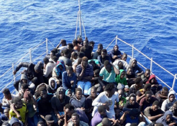 About 700 migrants are rescued on the Italian coast, among them there are also dead ones