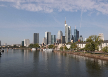 Between Scylla and Charybdis: The fight against inflation, Europe risks recession