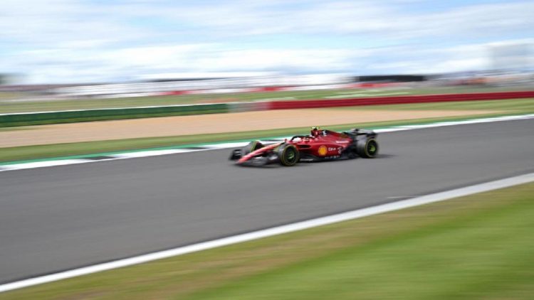 Free practice, a Ferrari dominates / Hamilton leaves behind Verstappen and Leclerc