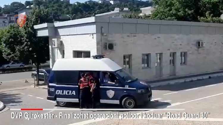 He took money from immigrants to cross the border, the Kosovar is arrested in Gjirokastër