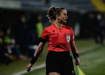 The first Albanian referee in the finals of a European Championship, the story of Erinda Kume
