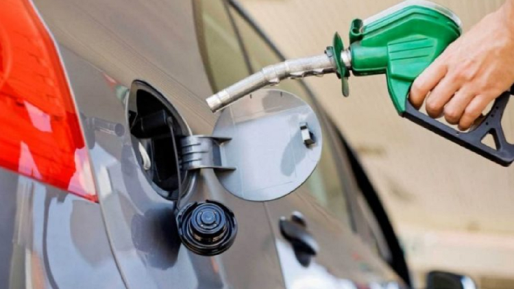 The price of oil and gasoline in the country increases, gas does not change