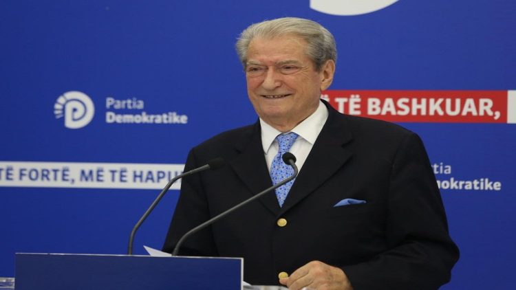 “Ahmetaj was fired for the incinerators”/ Head of the DP: He signed the transfer of the emergency fund, 55 million euros, for the incinerators