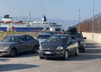 Vlora, influx from Italy/ Over 2 thousand passengers and 300 vehicles arrived from Brindisi today
