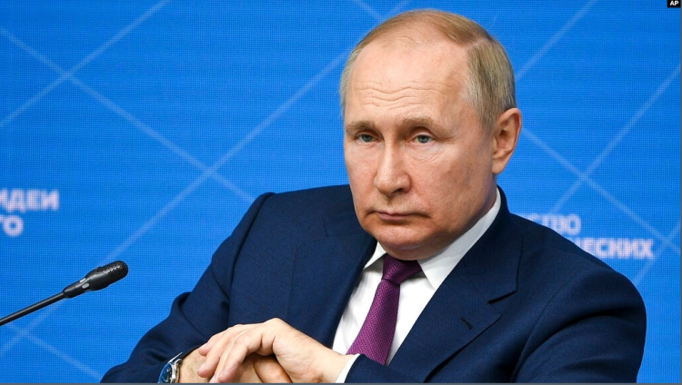 The United States warns: Putin, prey to his rhetoric