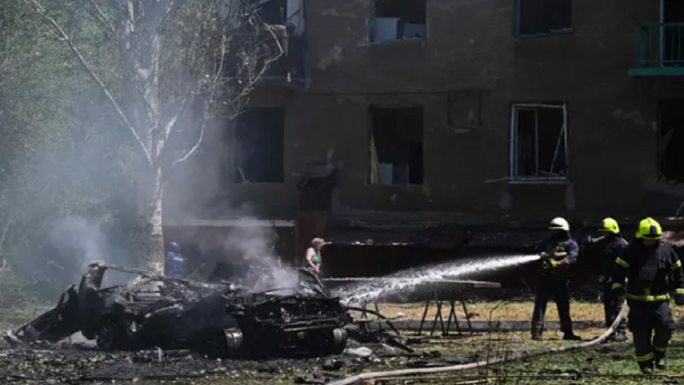 Rocket attack in Kramatsork in Ukraine, one victim and six injured are reported