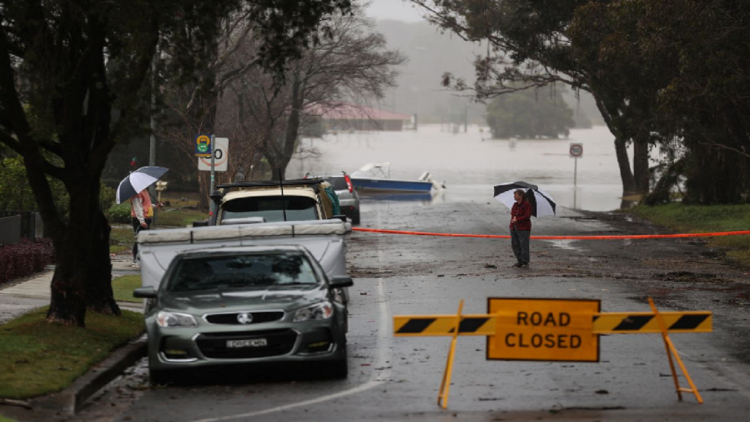 Everything is under water / Evacuations continue in Sydney, thousands of people leave their homes due to bad weather (Photo)