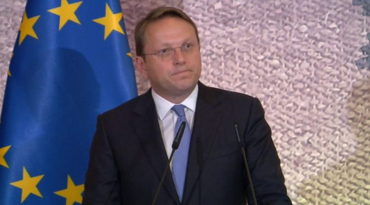 Skopje and Sofia sign the bilateral protocol, Varhelyi: Paving the way for the EU membership of Albania and North Macedonia