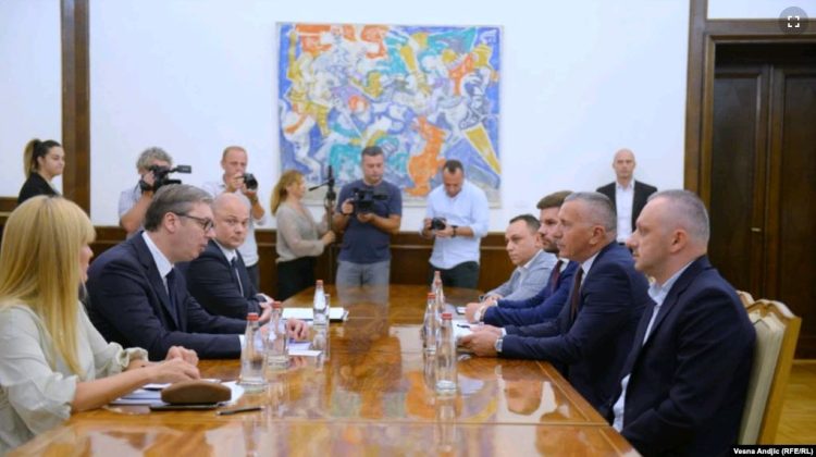 Consultations for the new Government begin, Vucic meets Shaip Kamberi